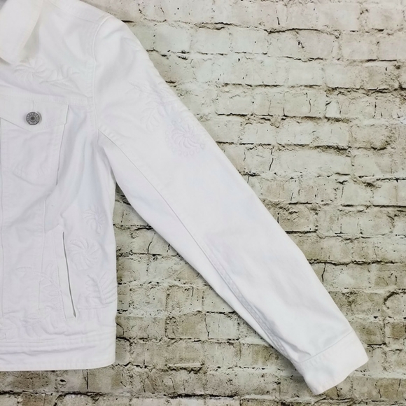 Talbots Button Front Long Sleeve Denim Jacket Women White Embroidered 0-2 Petite - Picture 3 of 16